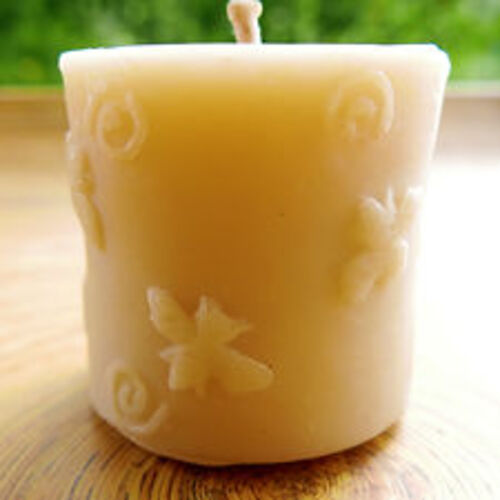 필리핀 일록마리아 Round Pillar with Bee Design - 벌 디자인의 둥근 기둥 캔들